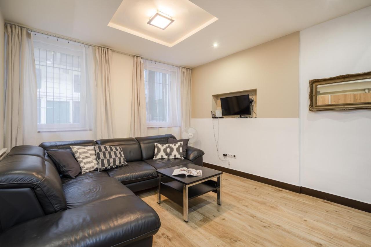 Dolly'S Duplex Home ブダペスト エクステリア 写真