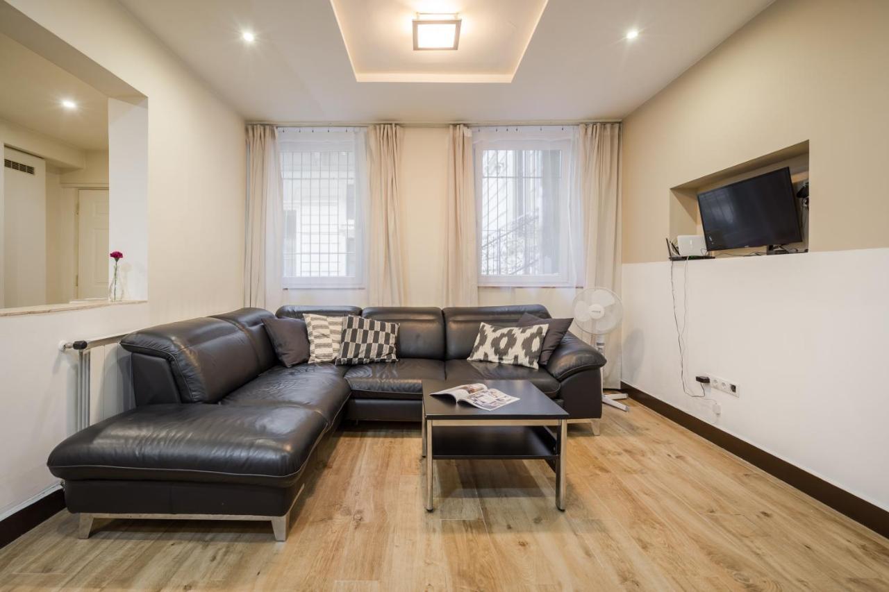 Dolly'S Duplex Home ブダペスト エクステリア 写真
